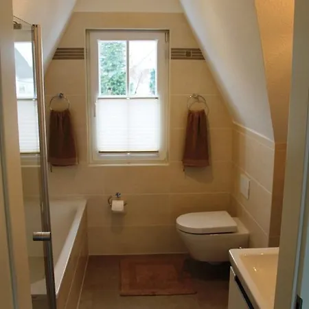 Fischer's Ruegen Mit Sauna Und Kamin Holiday home *